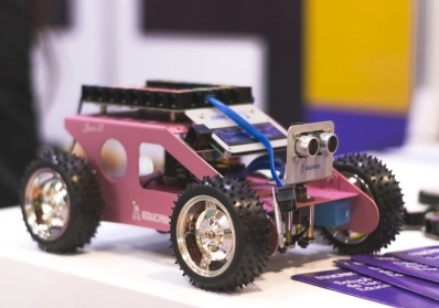 The Impact of Robotics Education on Children’s Cognitive Development blog image